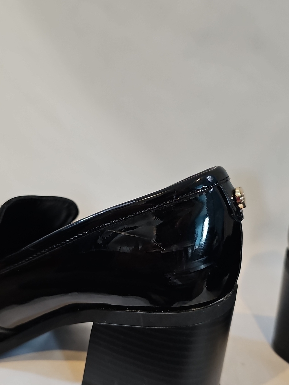 Marc Fisher Kchris Black Patent Block Heel Loafer Size 9.5 - Picture 12 of 12